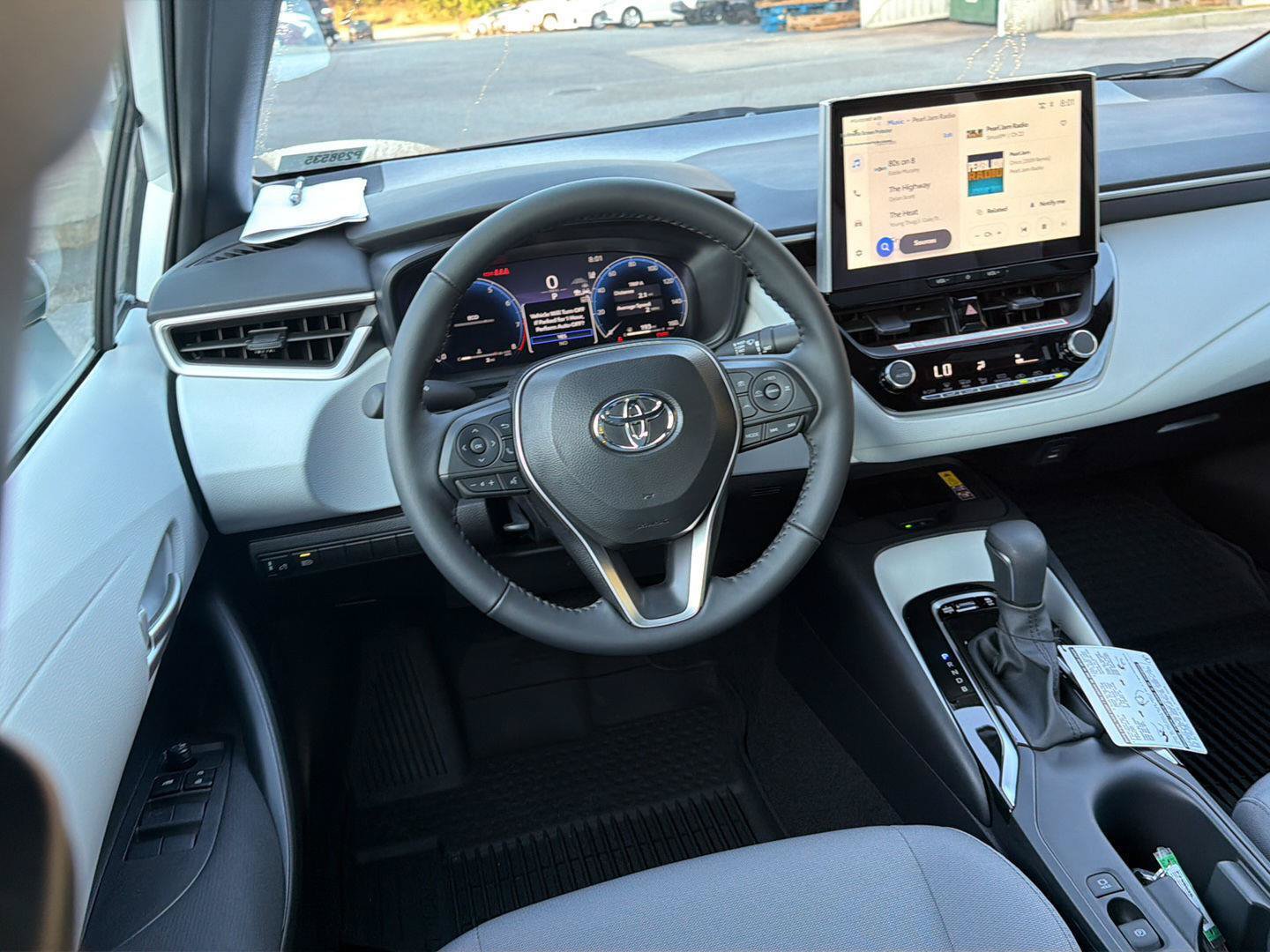 New 2026 Toyota Corolla SE w/ SE Package FWD image 18