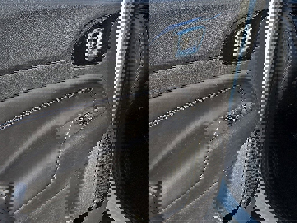 New 2026 Jeep Compass Latitude image 20