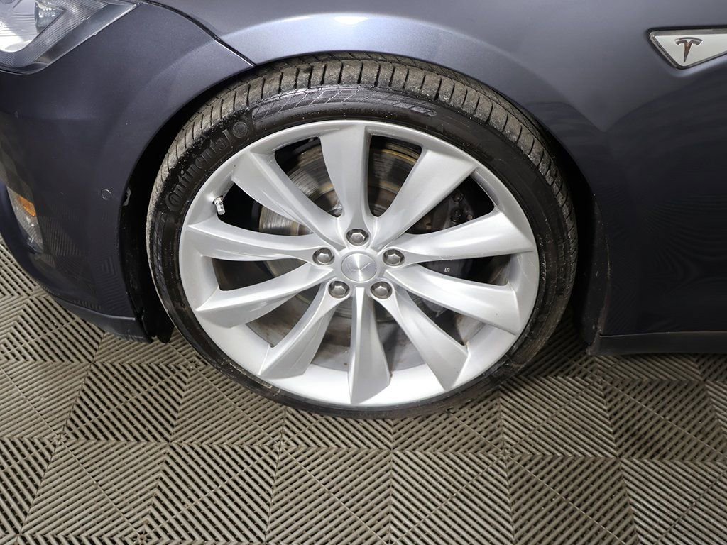Used 2015 Tesla Model S 85D image 20
