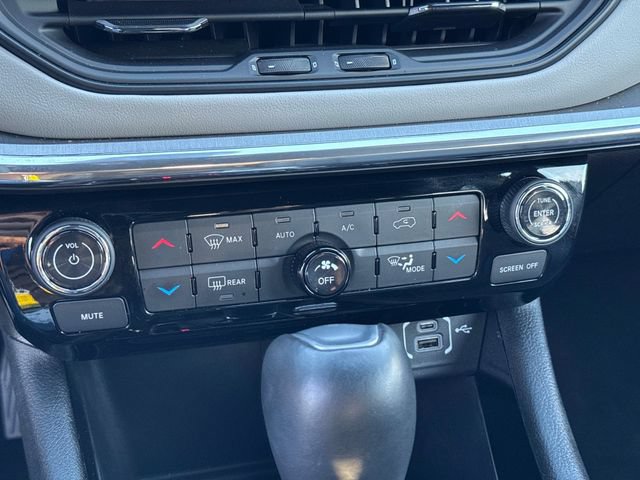 Used 2023 Jeep Compass Limited AWD/4WD image 22