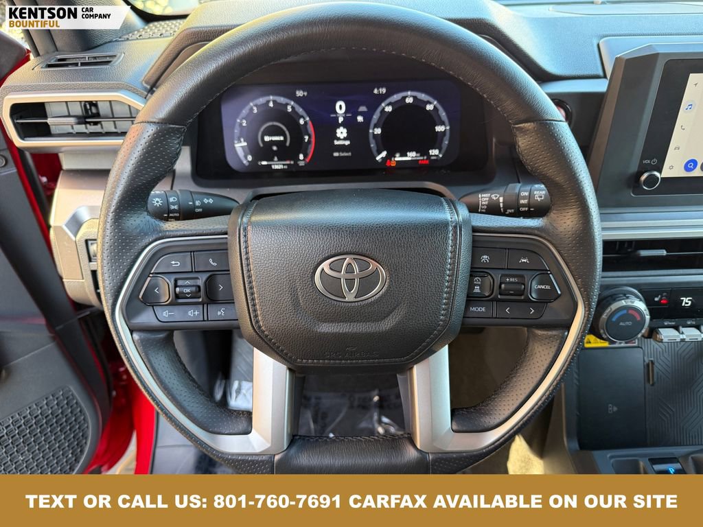 Used 2025 Toyota 4Runner TRD Off-Road image 18