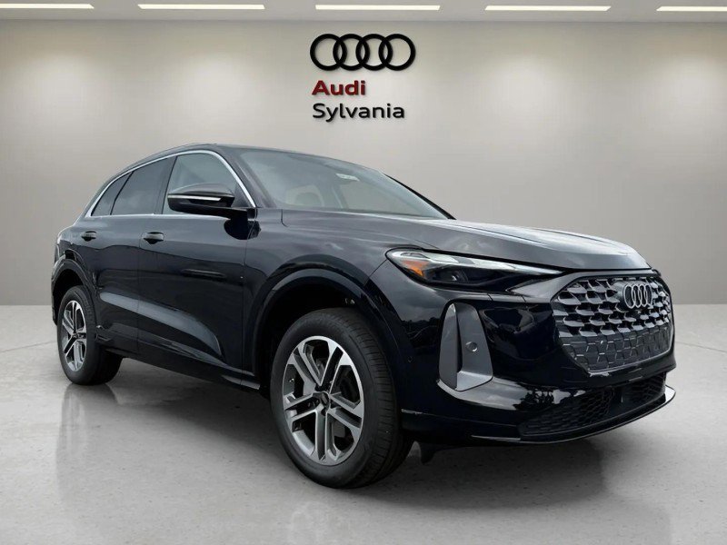 New 2025 Audi Q5 Premium