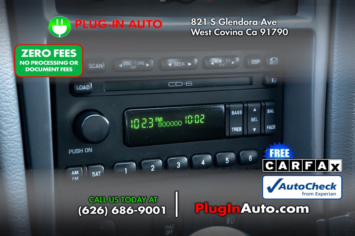 Used 2004 Ford Mustang Cobra RWD image 24