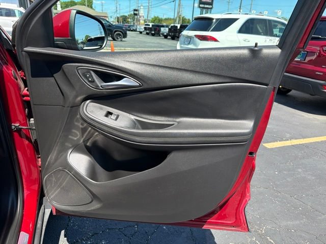 Certified 2020 Buick Encore GX Preferred w/ Cold Weather Comfort Package FWD image 18