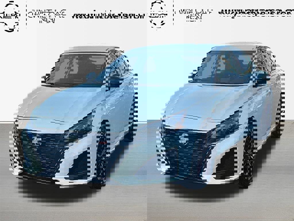 Used 2024 Nissan Altima 2.5 SR image 1