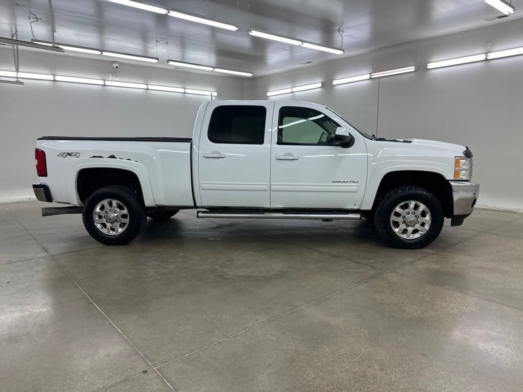 Used 2011 Chevrolet Silverado 2500 LTZ w/ Snow Plow Prep Package AWD/4WD image 13