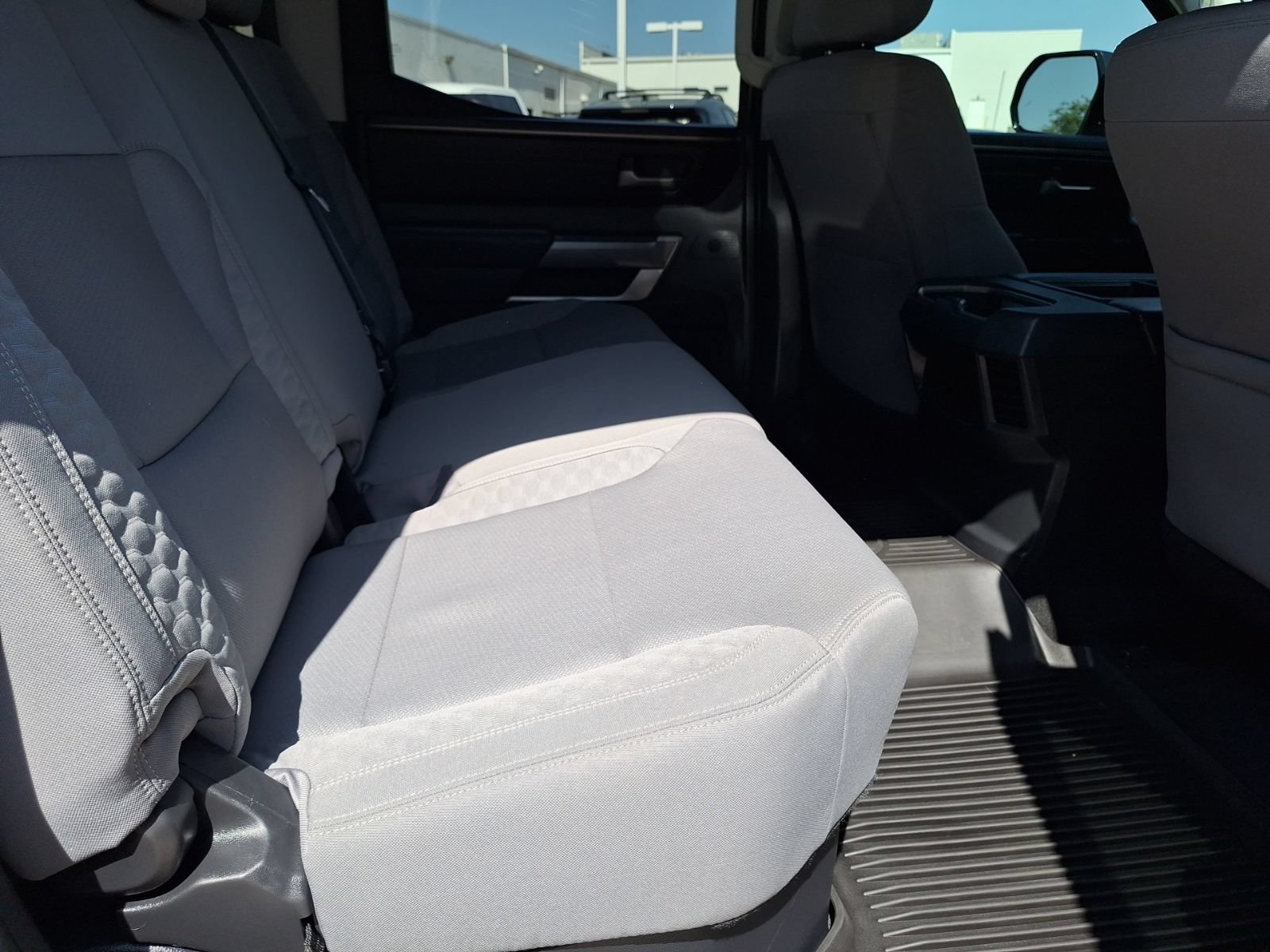 Used 2023 Toyota Tundra SR5 w/ SR5 Convenience Package AWD/4WD image 32