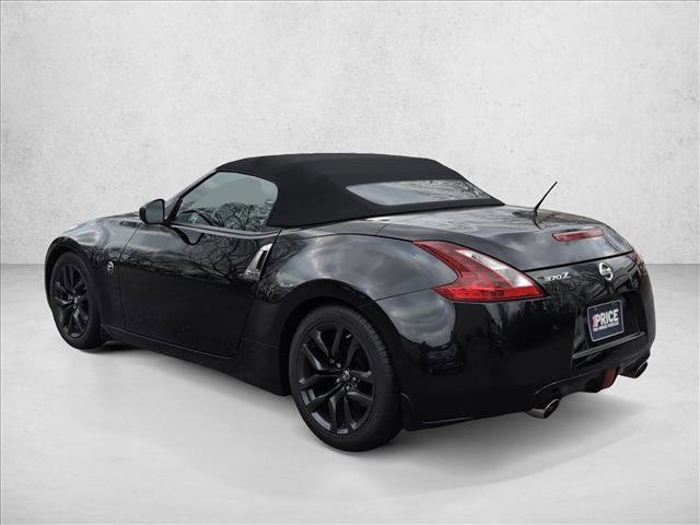 Used 2018 Nissan 370Z Touring image 7