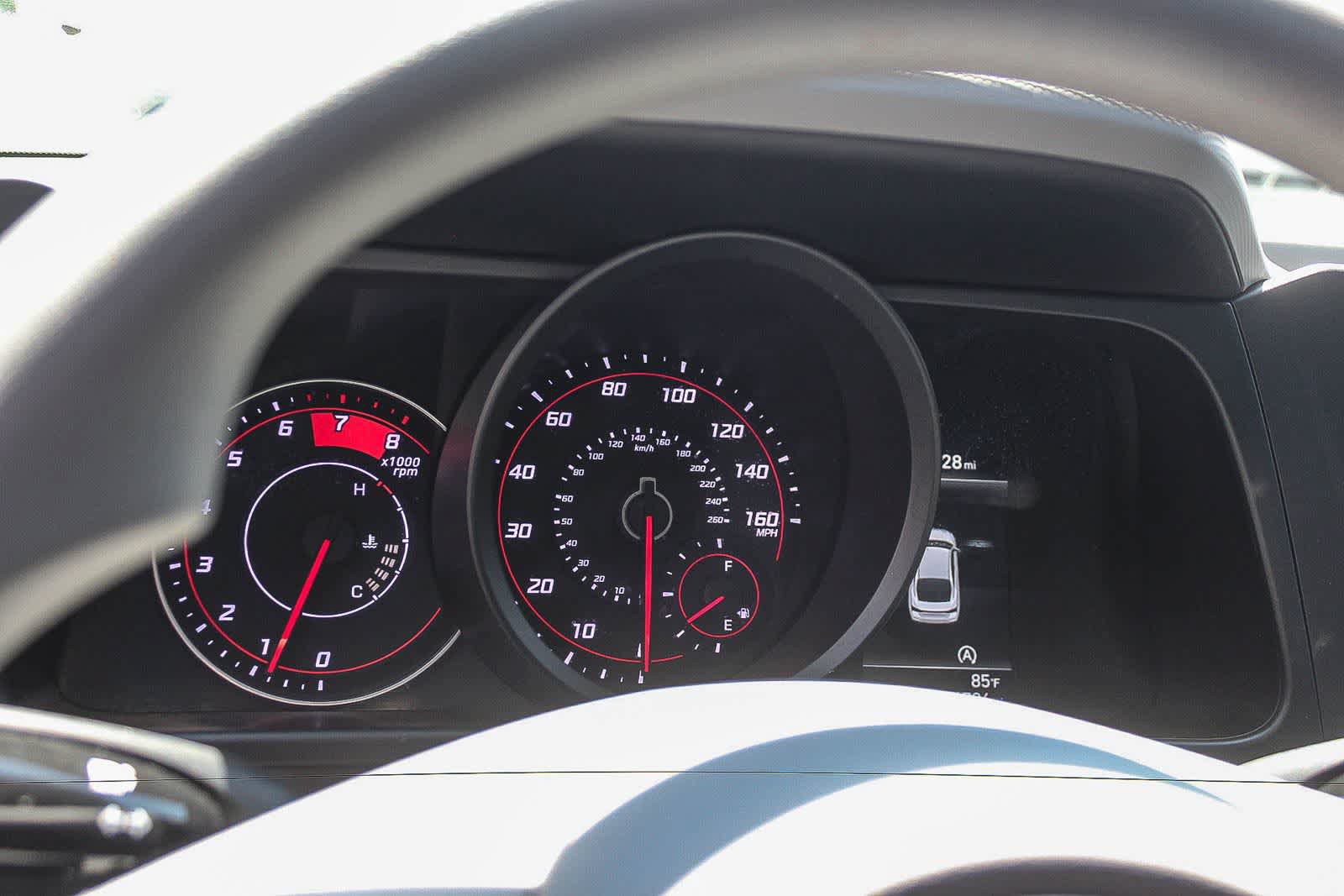 Certified 2023 Hyundai Elantra SE FWD image 28