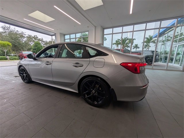 Used 2023 Honda Civic Sport image 9