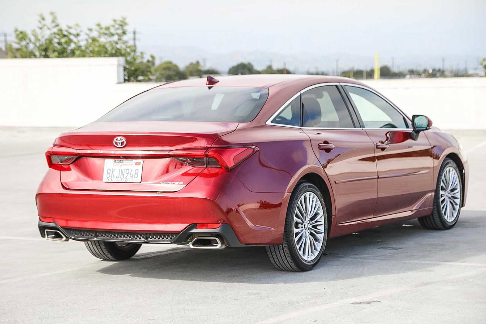 Certified 2019 Toyota Avalon Limited image 14