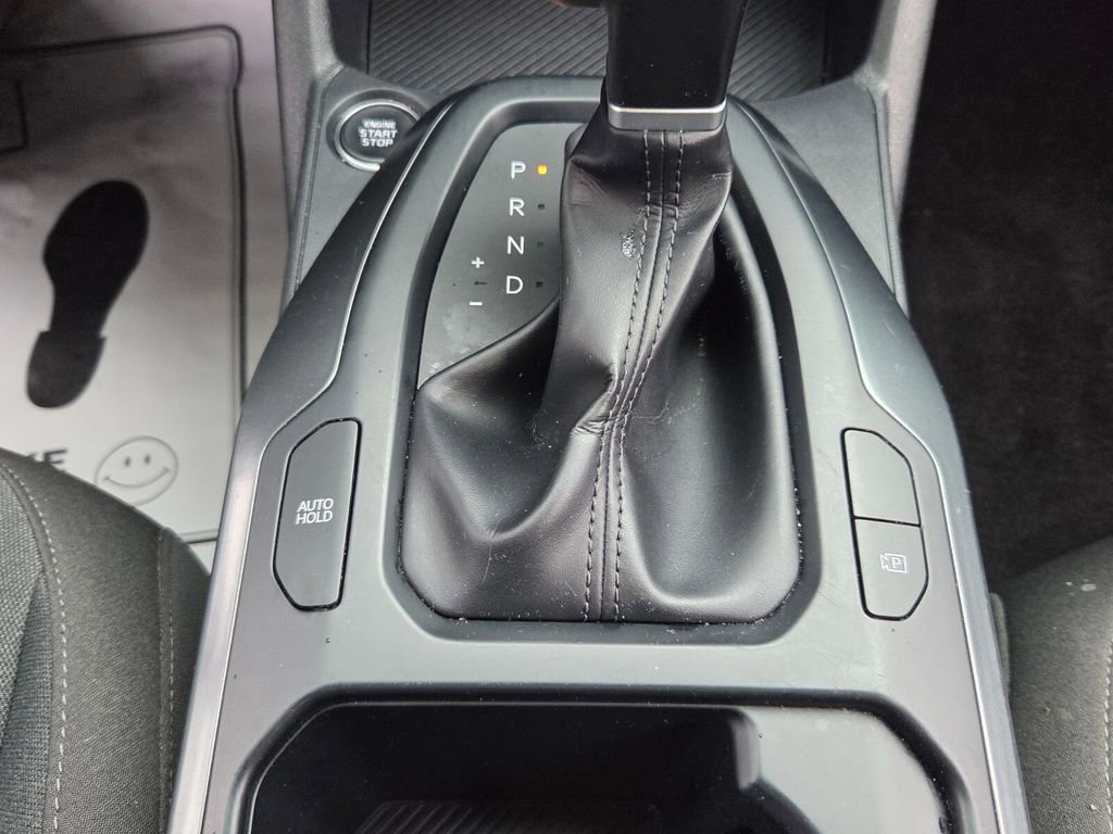 Used 2025 Kia K4 LXS image 19