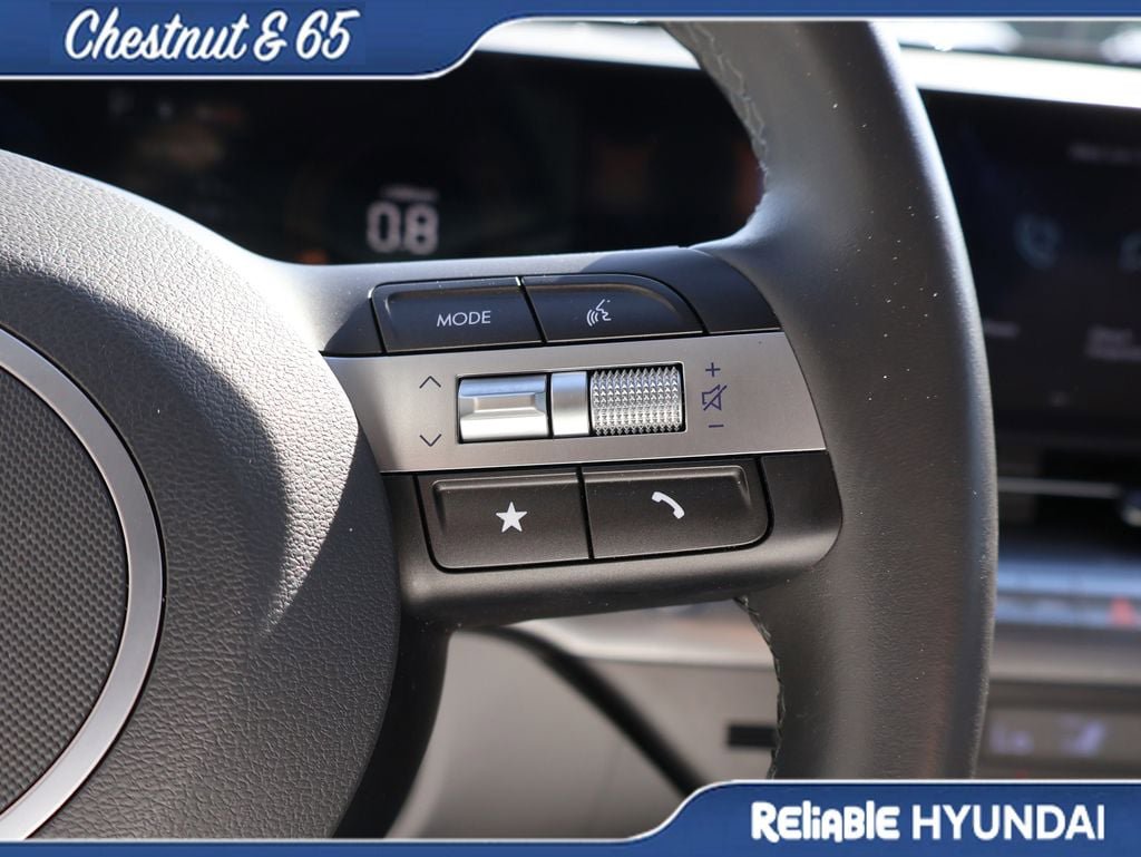Used 2024 Hyundai Kona SEL FWD image 28