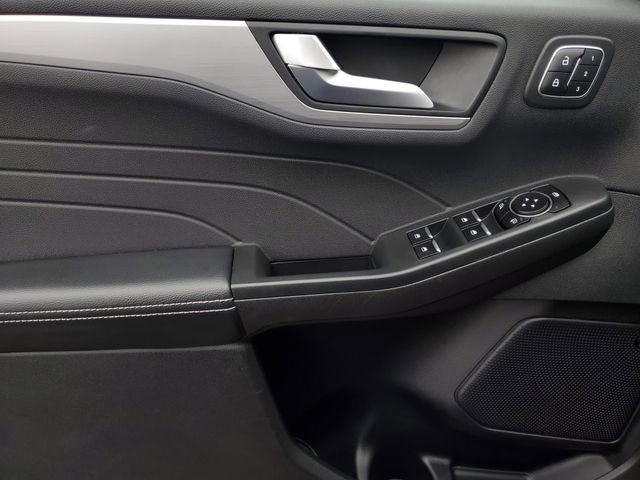 Certified 2023 Ford Escape Platinum w/ Premium Technology Package image 7