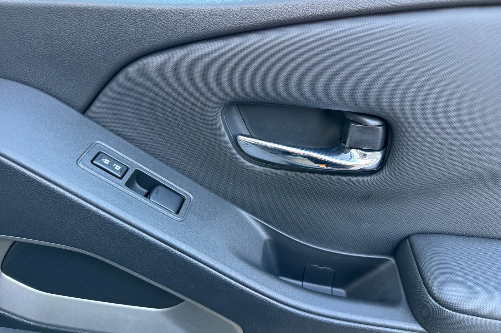 Used 2024 Nissan Frontier SL w/ Technology Package image 19