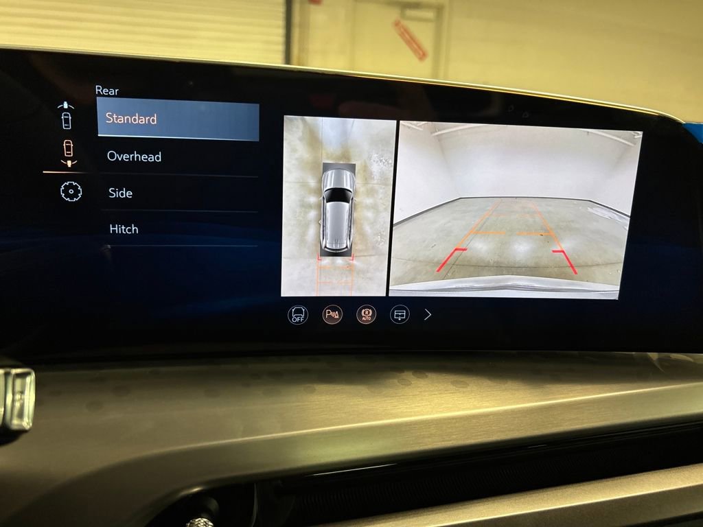 New 2026 Cadillac Vistiq Luxury image 39