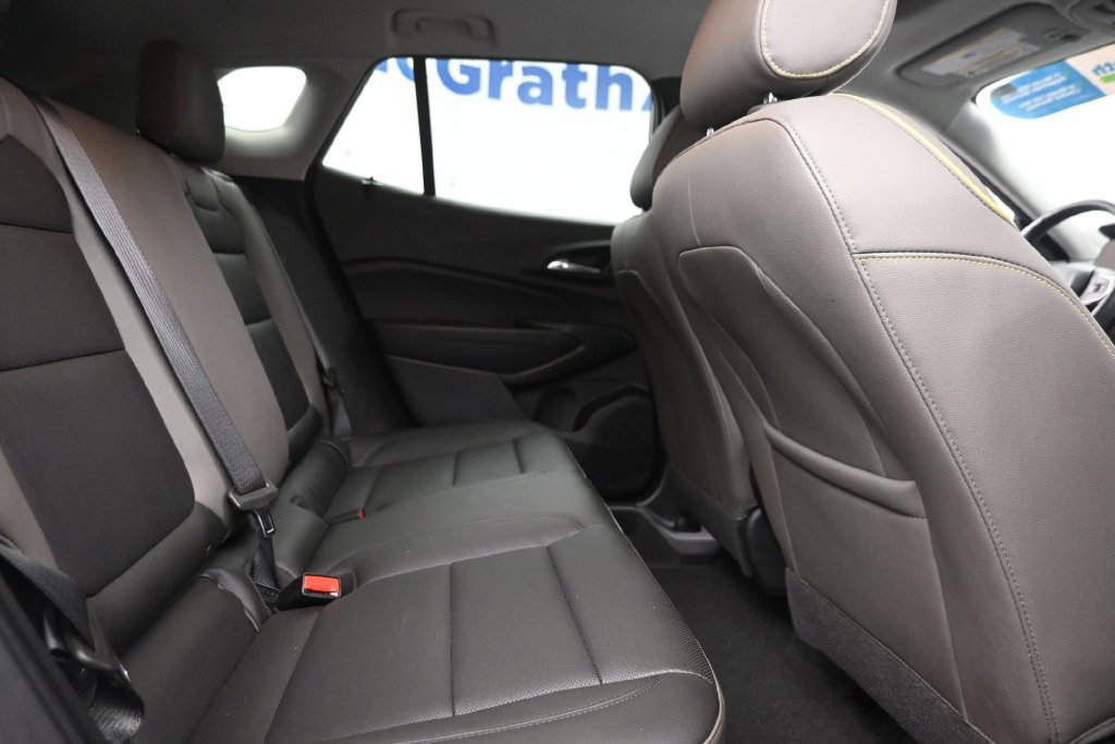Used 2024 Chevrolet Trax ACTIV w/ Sunroof Package FWD image 10
