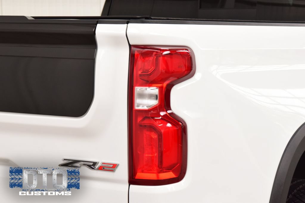 Used 2025 Chevrolet Silverado 1500 ZR2 w/ Technology Package AWD/4WD image 23