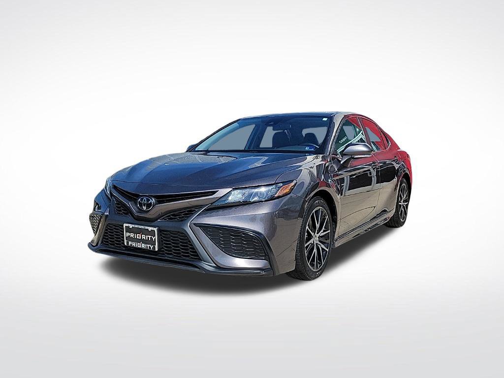 Used 2023 Toyota Camry SE