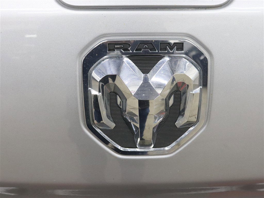 Used 2021 RAM 1500 Laramie AWD/4WD image 8