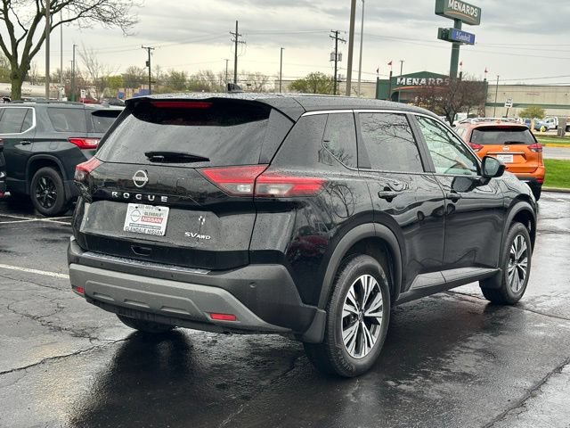 Used 2023 Nissan Rogue SV AWD/4WD image 4