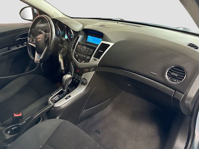 Used 2011 Chevrolet Cruze LT FWD image 25