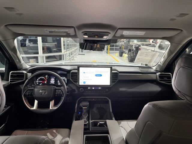 Used 2023 Toyota Tundra Limited AWD/4WD image 37
