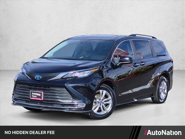 Certified 2023 Toyota Sienna XLE w/ XLE Plus Package FWD image 1