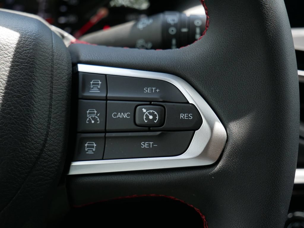 Used 2024 Jeep Compass Trailhawk AWD/4WD image 18