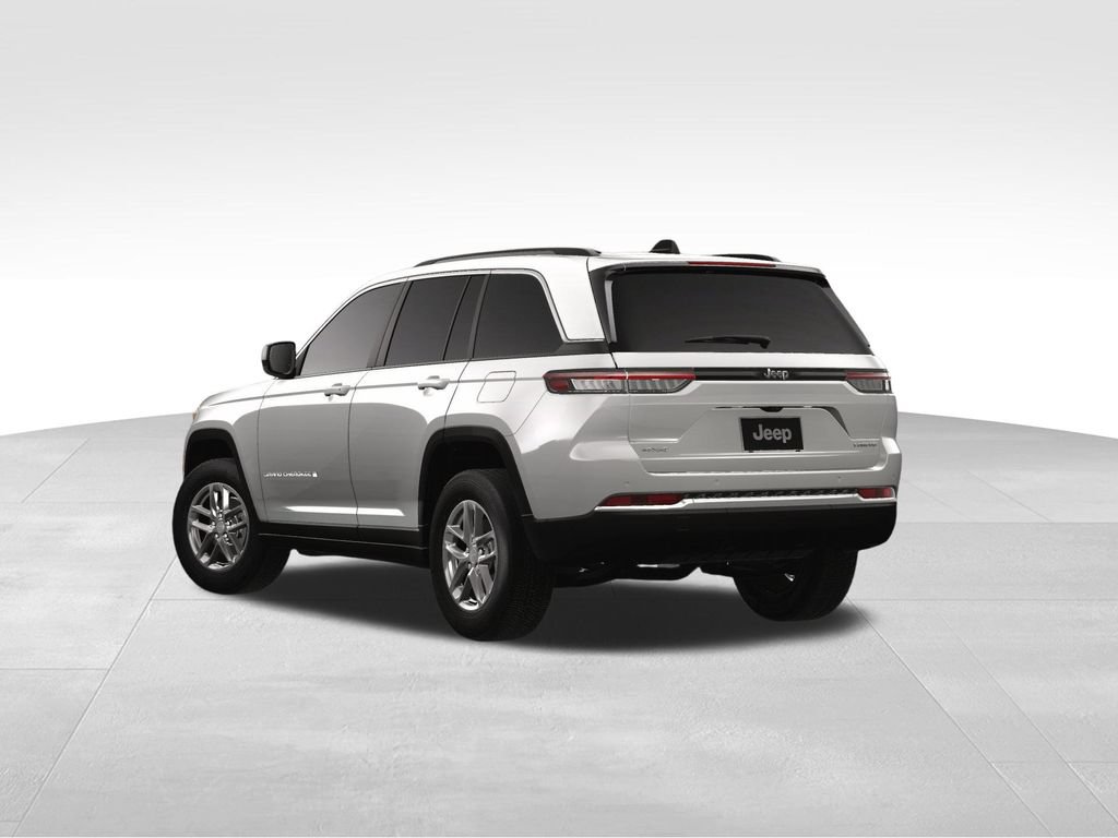 Certified 2025 Jeep Grand Cherokee Laredo X w/ Luxury Tech Group I AWD/4WD image 6