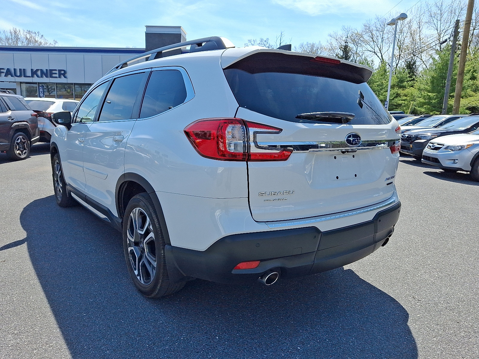 Certified 2024 Subaru Ascent Limited w/ Popular Package #2 image 6