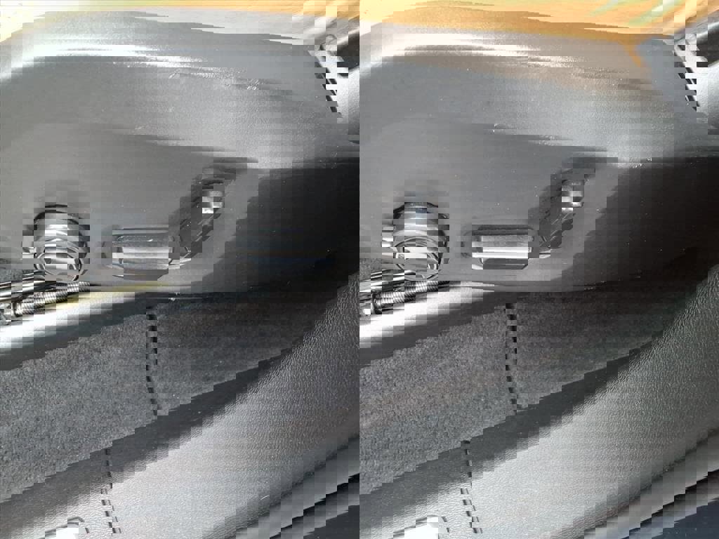 Used 2021 Volvo XC60 T5 Inscription w/ Protection Package Premier image 18