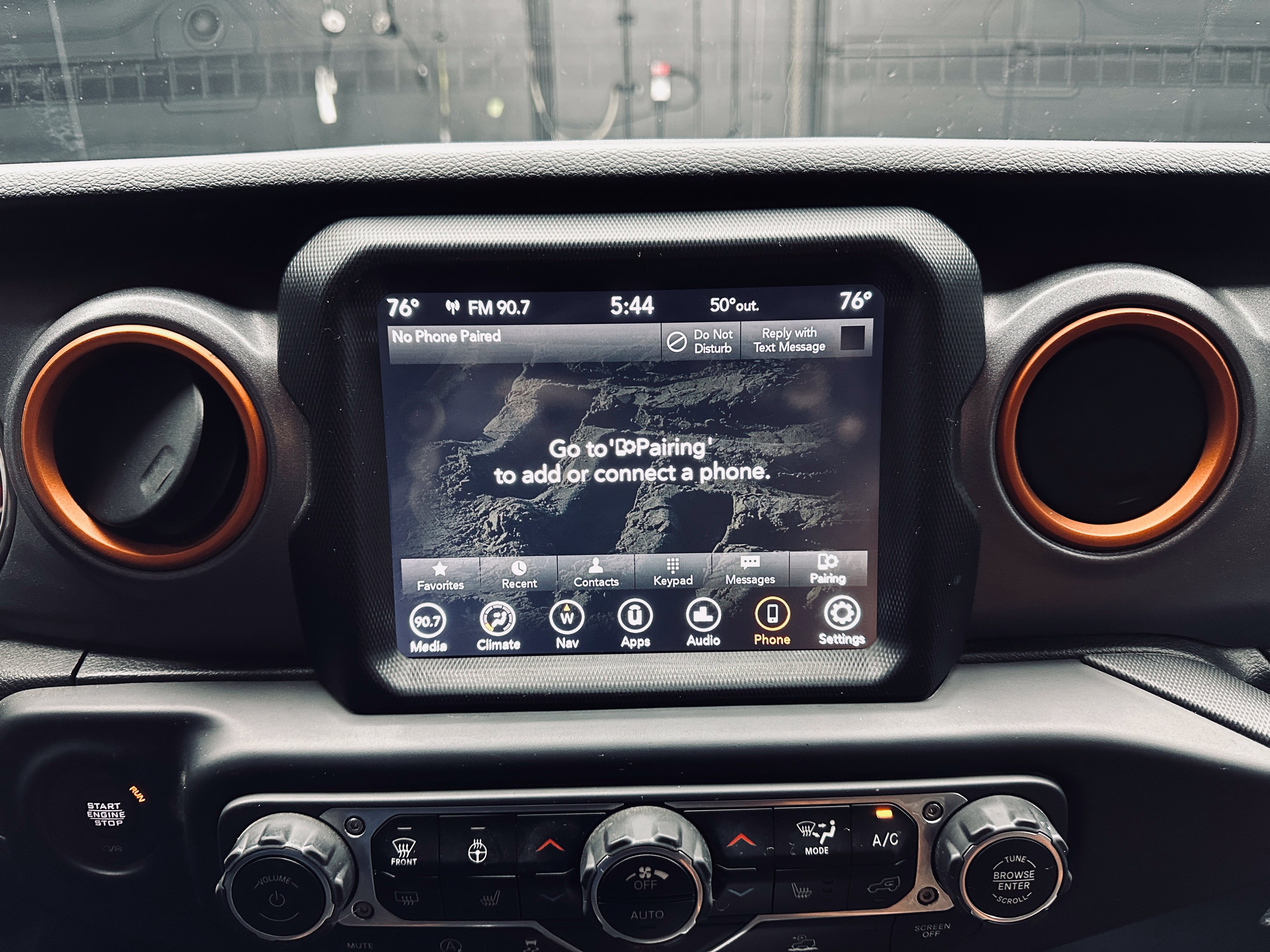 Used 2023 Jeep Gladiator Mojave w/ Cold Weather Group AWD/4WD image 29