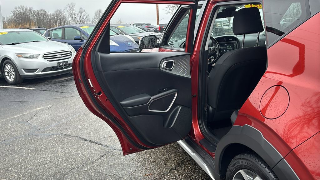 Used 2021 Kia Soul X-Line image 28