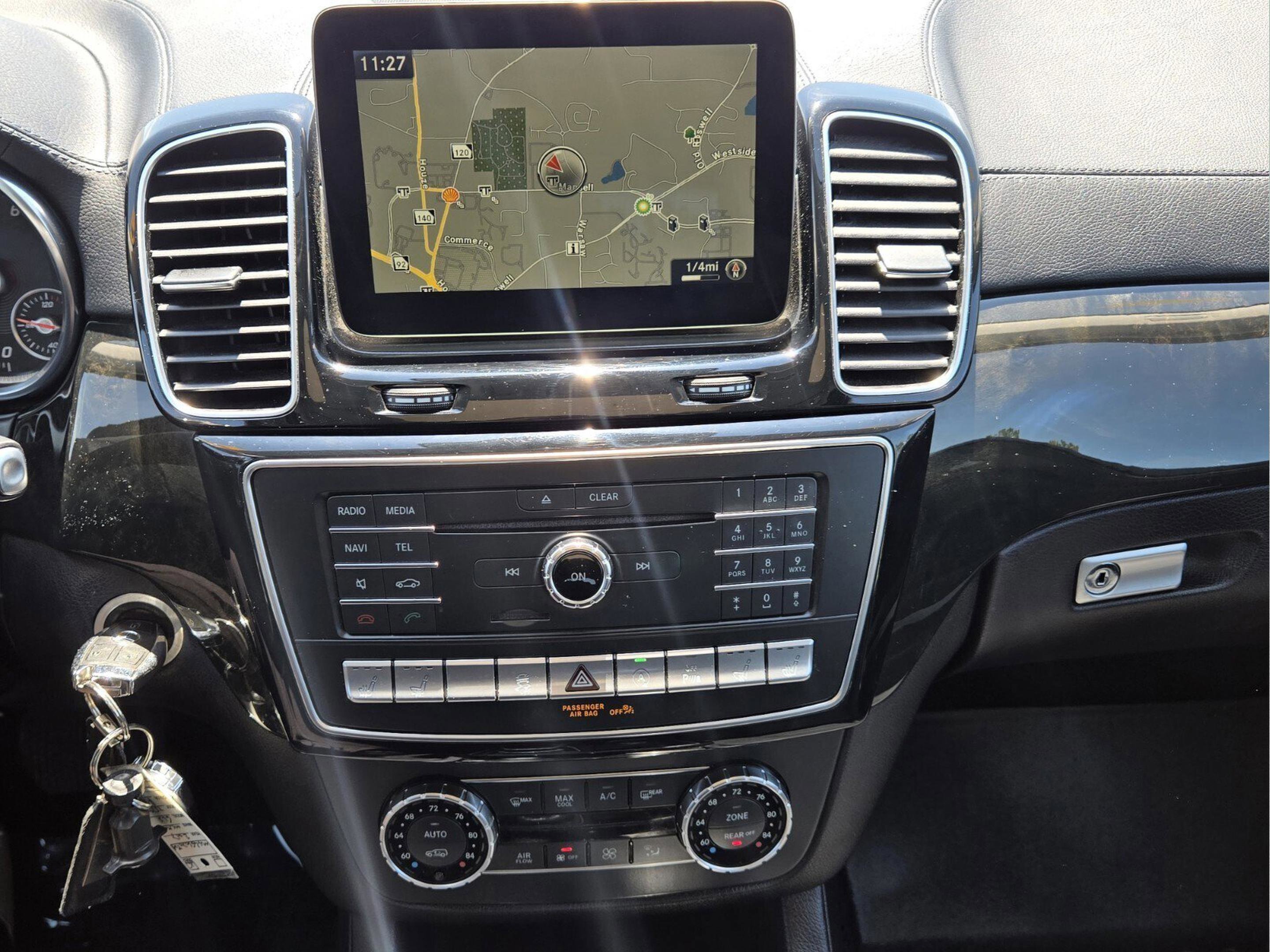 Used 2017 Mercedes-Benz GLS 550 4MATIC image 17