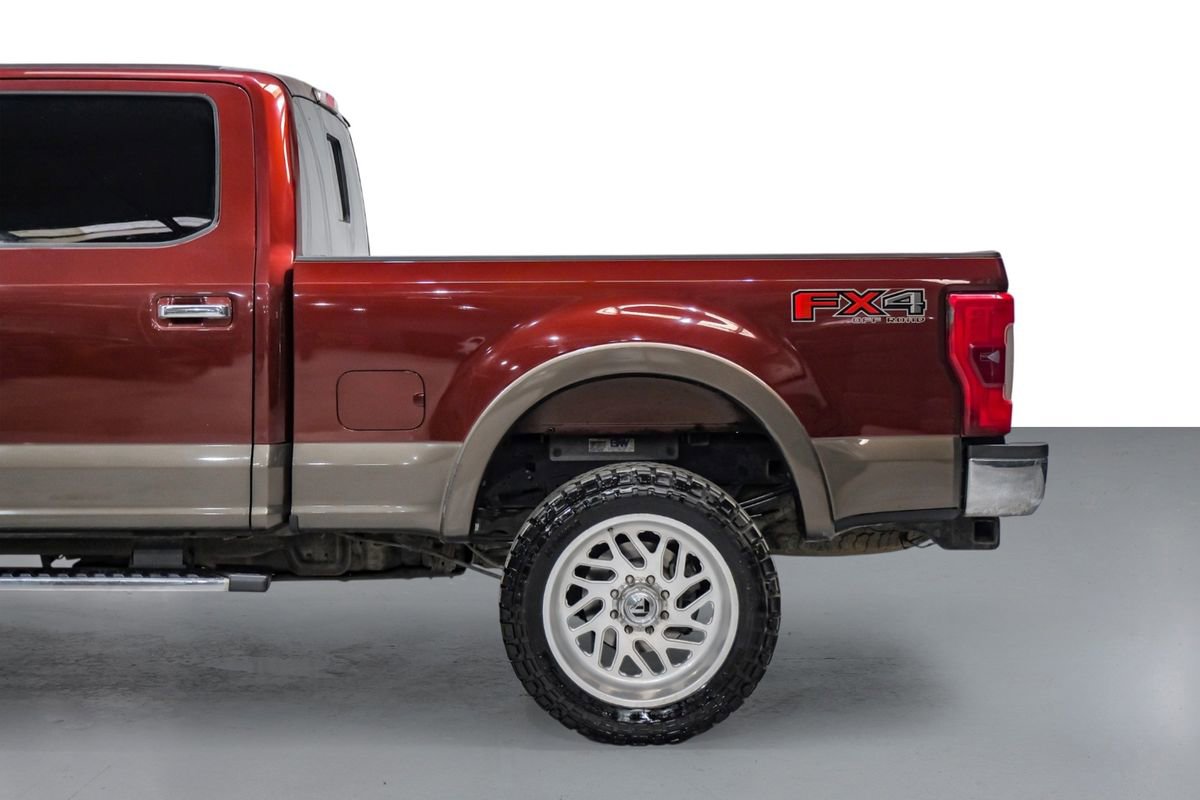 Used 2017 Ford F250 Lariat w/ Lariat Ultimate Package AWD/4WD image 11