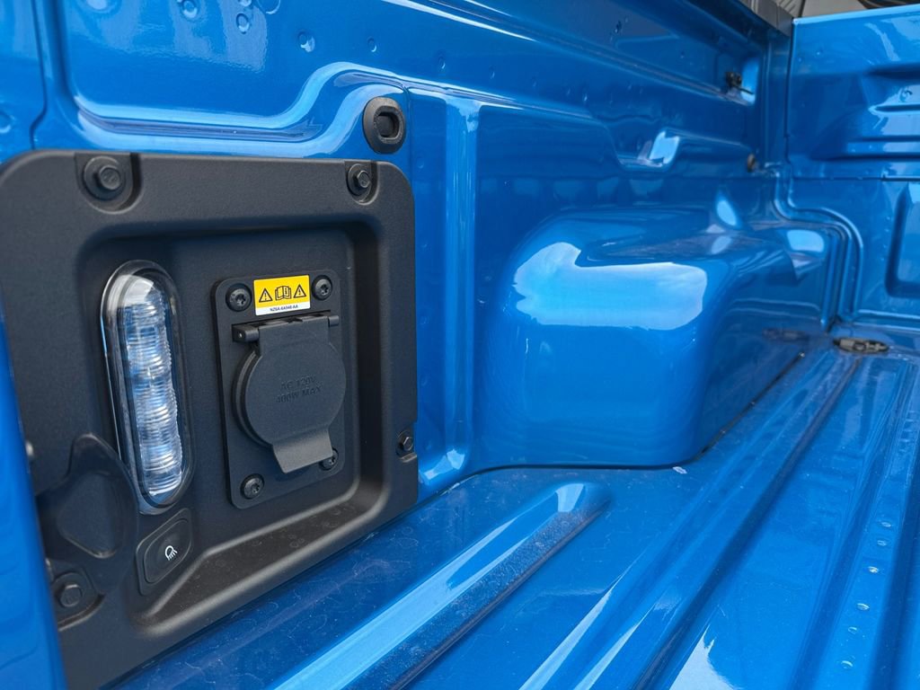 New 2026 Ford Maverick XLT w/ XLT Luxury Package image 17