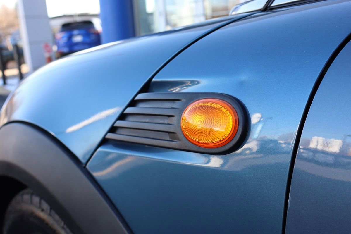 Used 2009 MINI Cooper Hardtop w/ Premium Pkg image 23