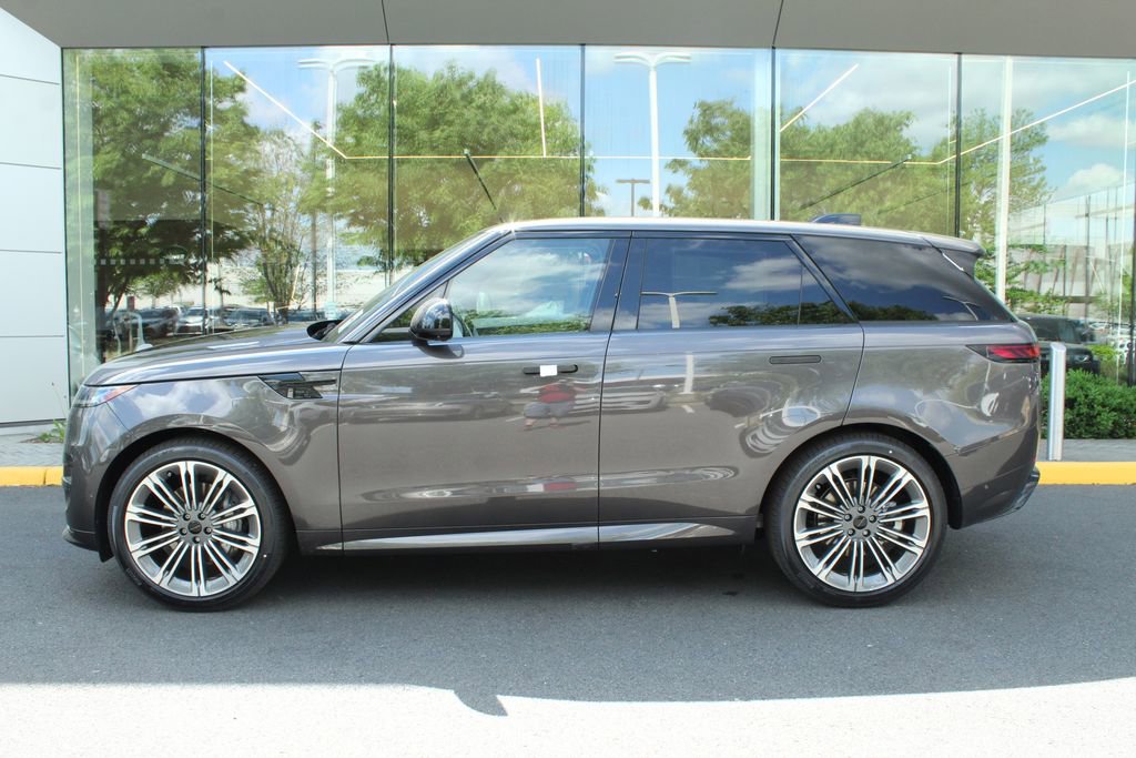 New 2026 Land Rover Range Rover Sport Dynamic SE image 5