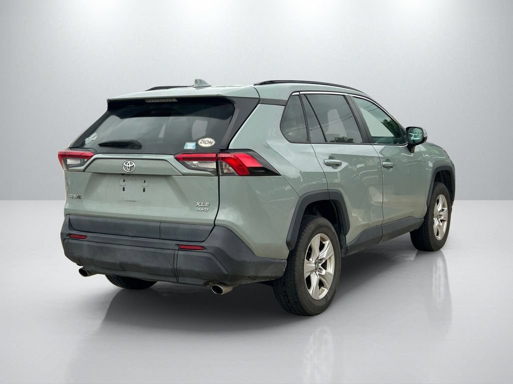 Used 2019 Toyota RAV4 XLE w/ Convenience Package AWD/4WD image 5