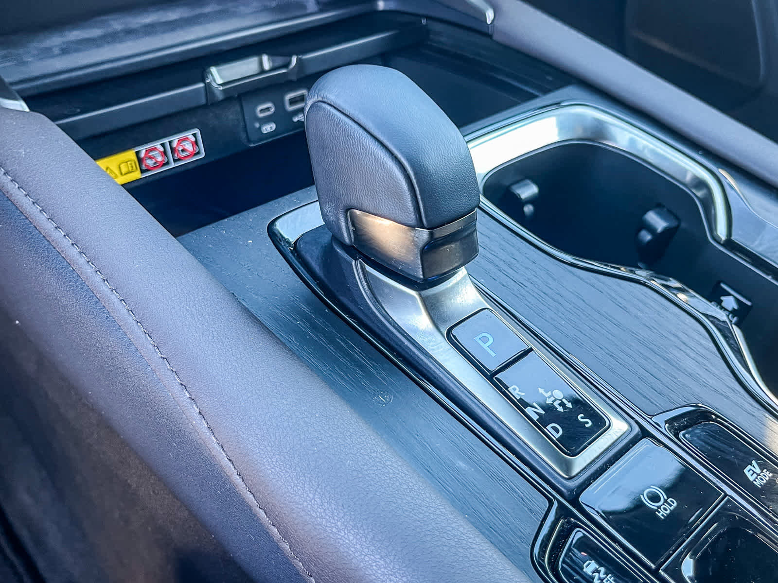 Certified 2023 Lexus RX 350 w/ Accessory Package (Z1) image 18