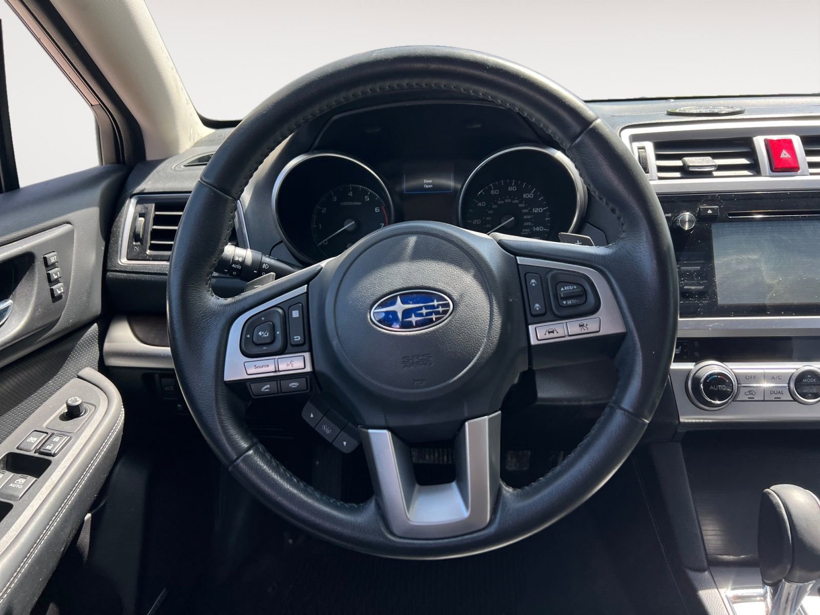 Used 2017 Subaru Outback 2.5i Limited AWD/4WD image 12