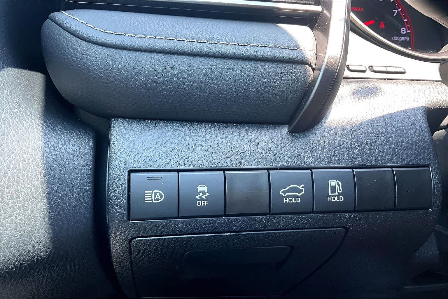 Used 2023 Toyota Camry XSE FWD image 32