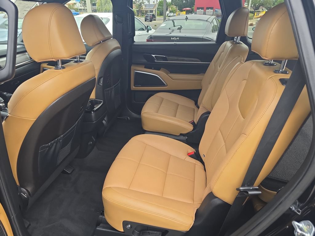 Used 2022 Kia Telluride SX w/ Nightfall Edition Package AWD/4WD image 24