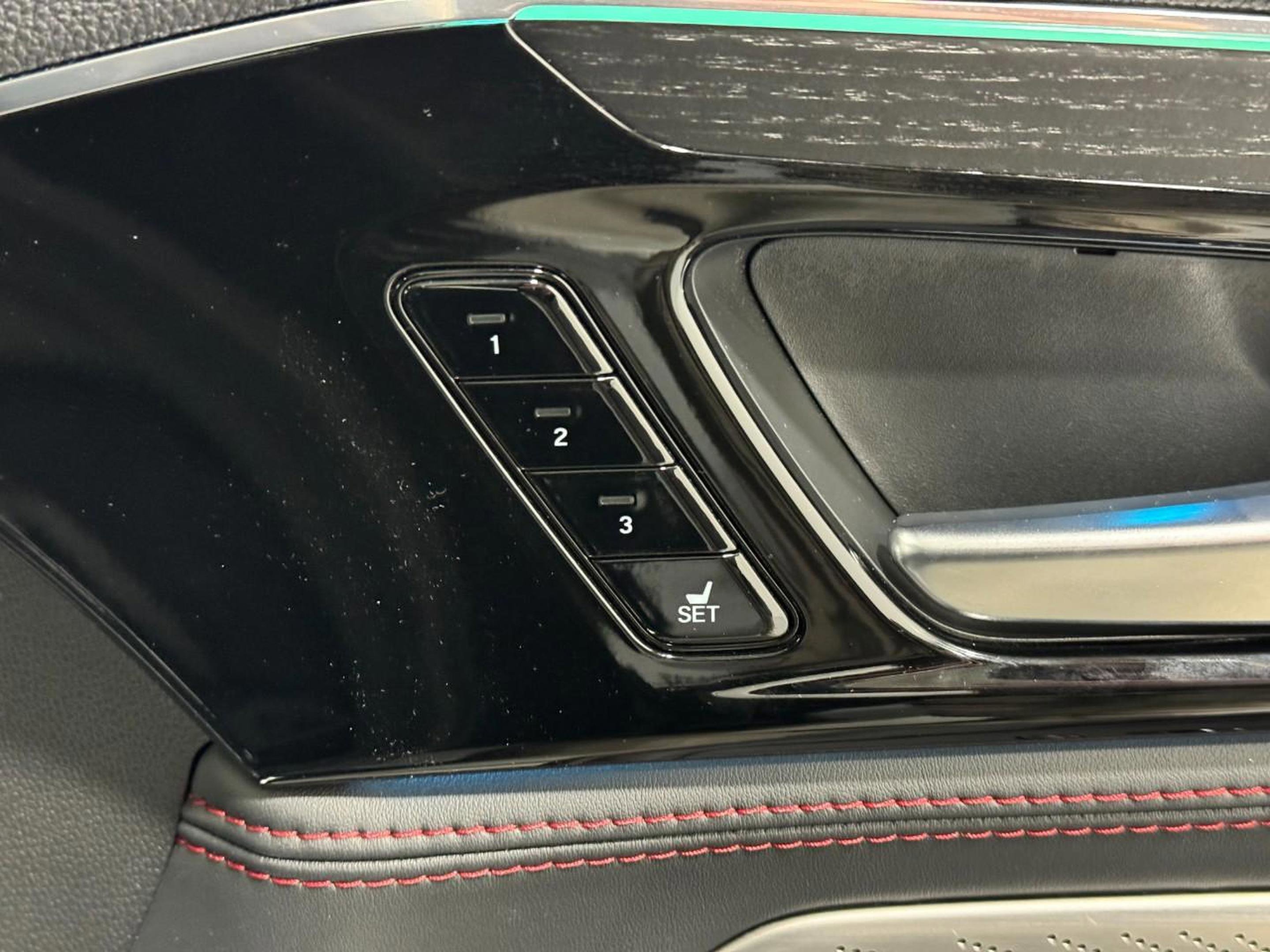 Used 2024 Acura MDX Type S image 22