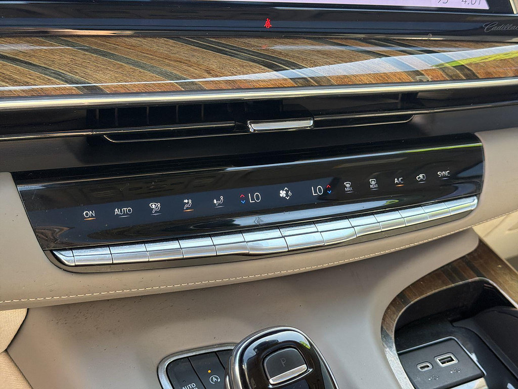 Used 2023 Cadillac Escalade Sport Platinum AWD/4WD image 38