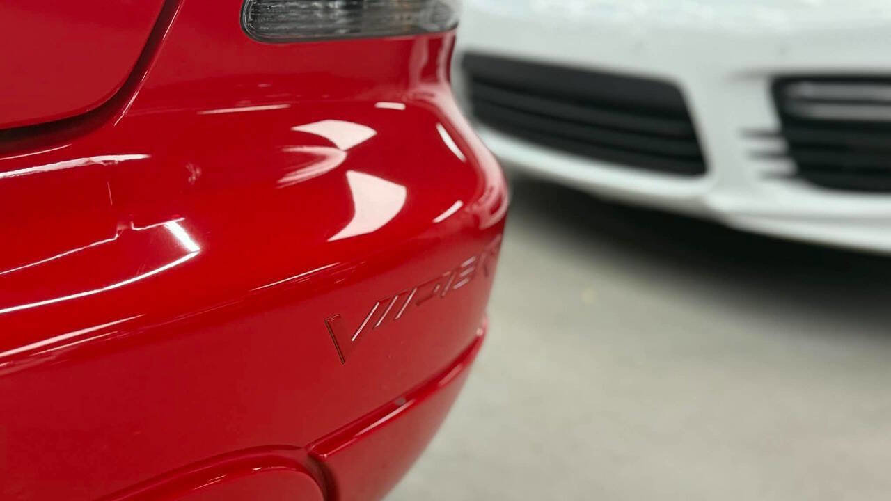 Used 2005 Dodge Viper SRT-10 image 20