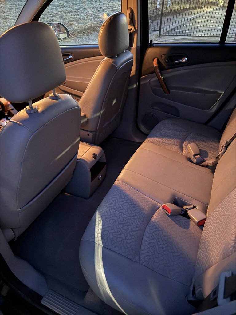 Used 2007 Saturn Vue 2WD V6 image 10