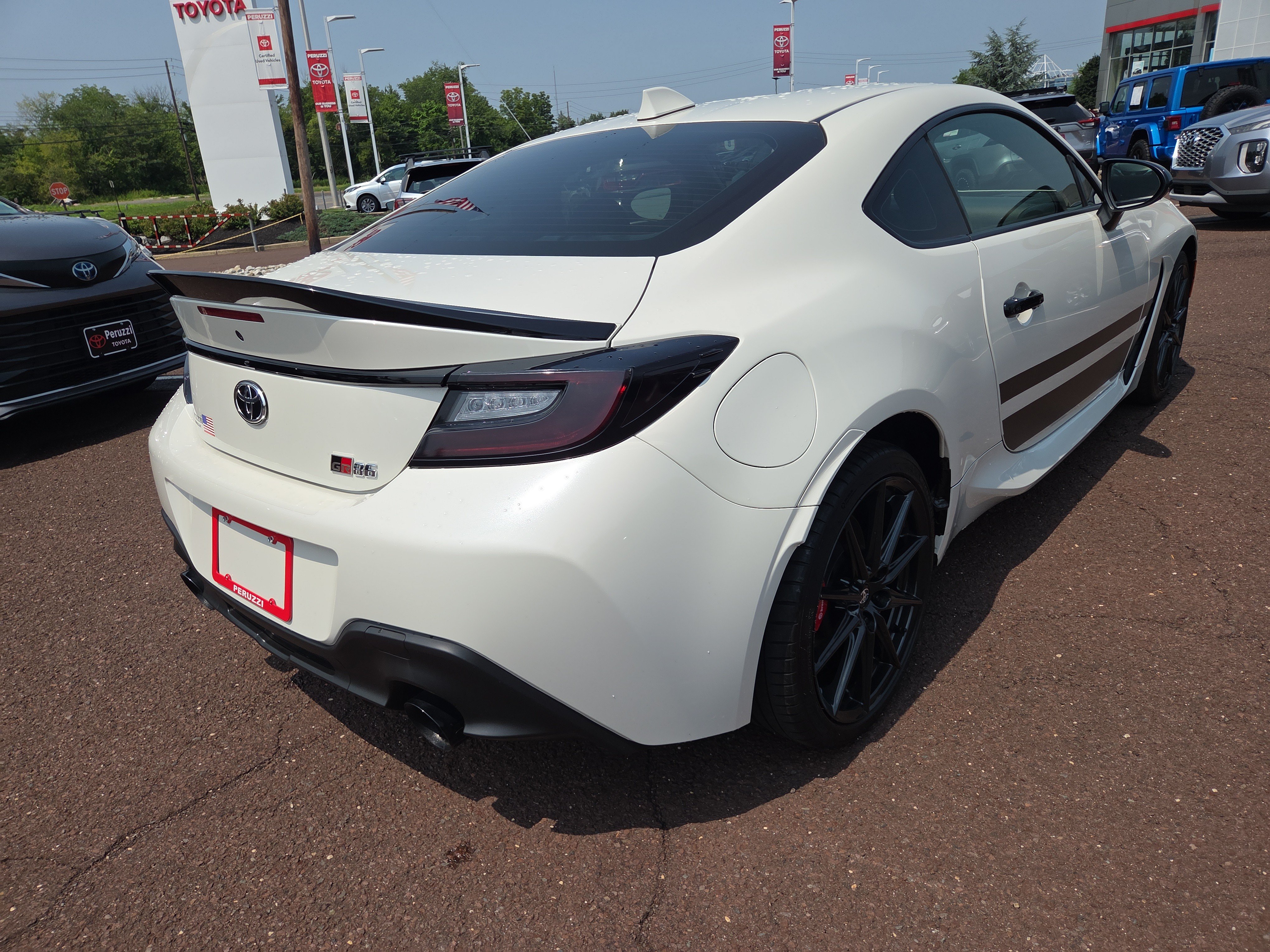 Certified 2024 Toyota GR86 TRUENO Edition RWD image 3