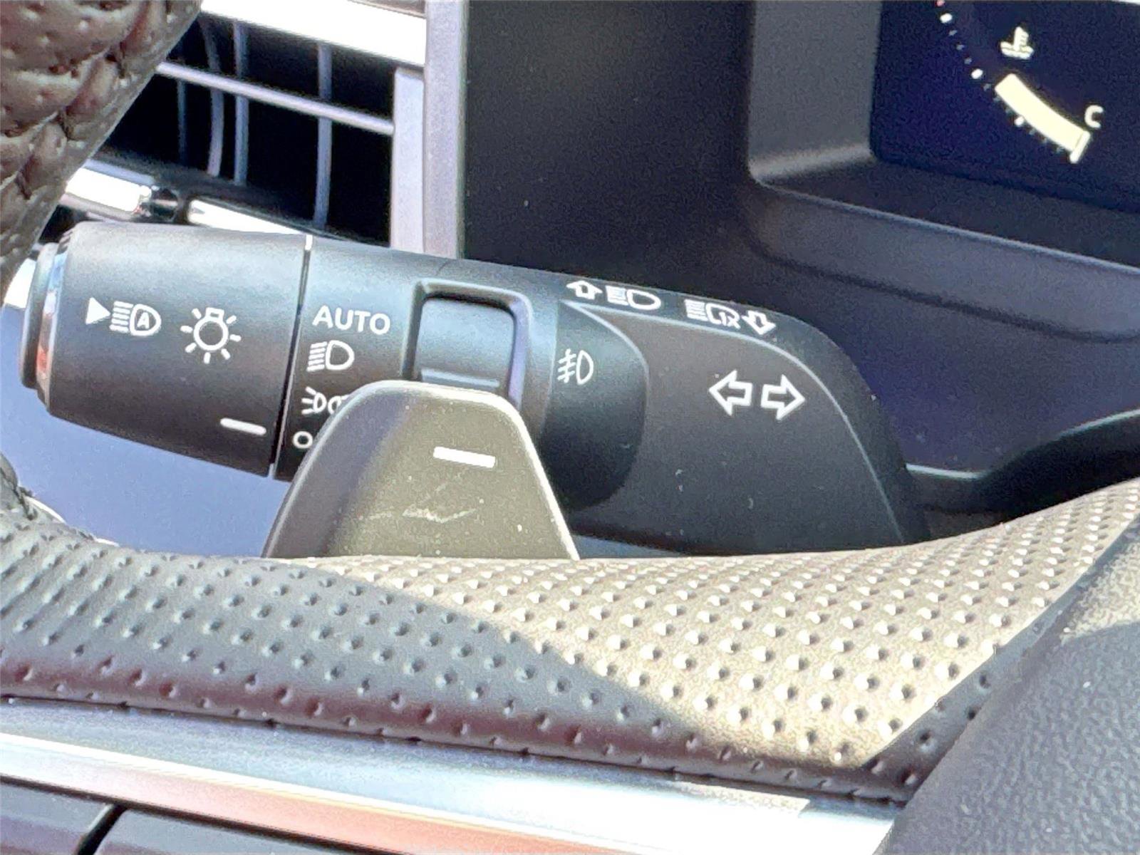 New 2026 Mitsubishi Outlander SE image 5